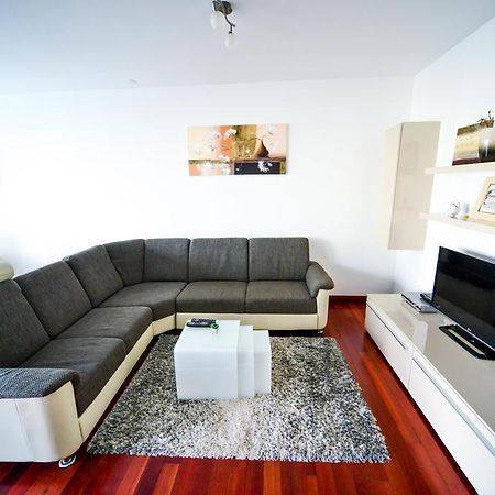 Apartment Mahagony Deluxe Zadar Bagian luar foto