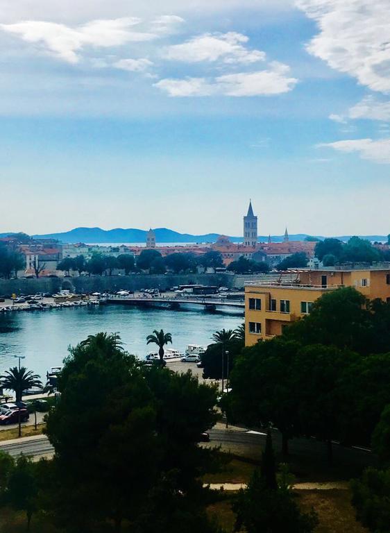 Apartment Mahagony Deluxe Zadar Bagian luar foto